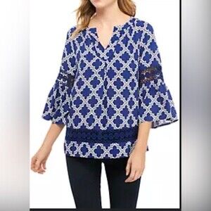 CROWN IVY| 3X CURVY CROCHET LACED PEASANT TOP